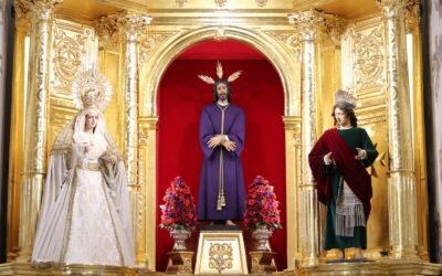 Entrega del donativo de la Acción Social conjunta de las Hermandades del Lunes Santo