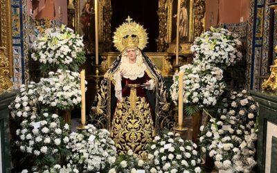 Ofrenda floral a María Santísima de los Dolores