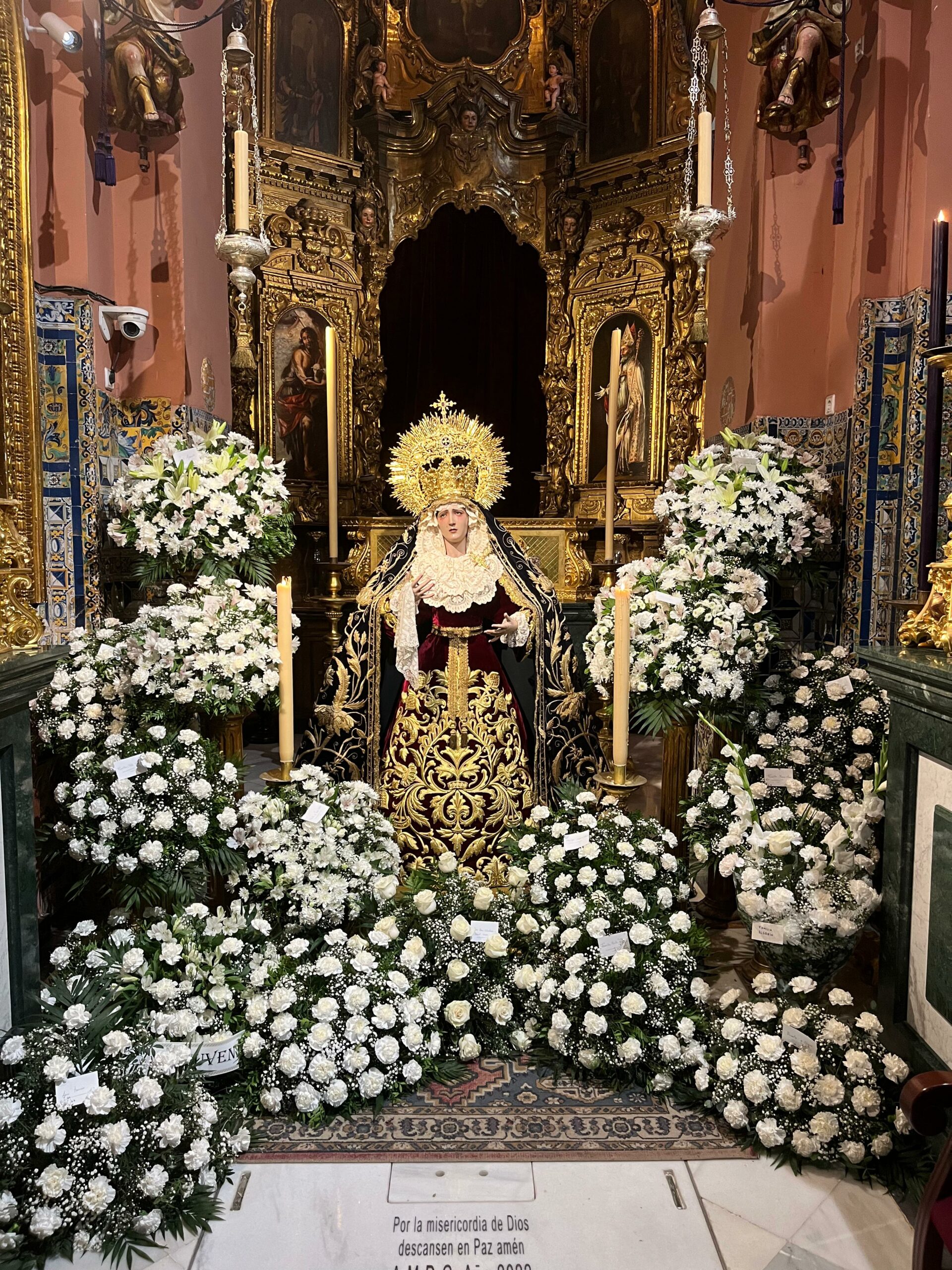 VirgenOfrendaFlores